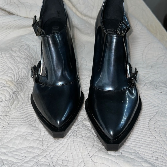 Authentic diesel shoes - Picture 1 of 10